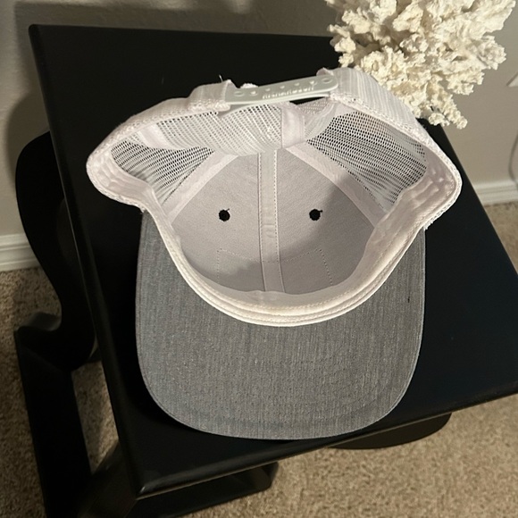 Blue Ridge Mountain Outfitters Trucker Hat - Picture 2 of 4